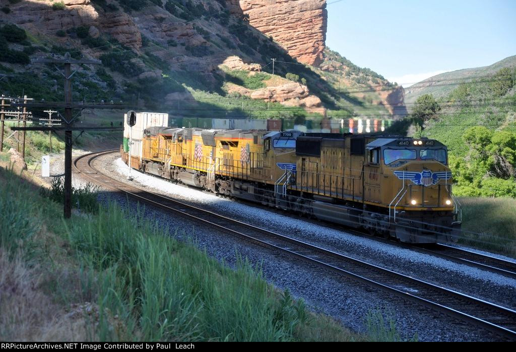 Intermodal rolls west